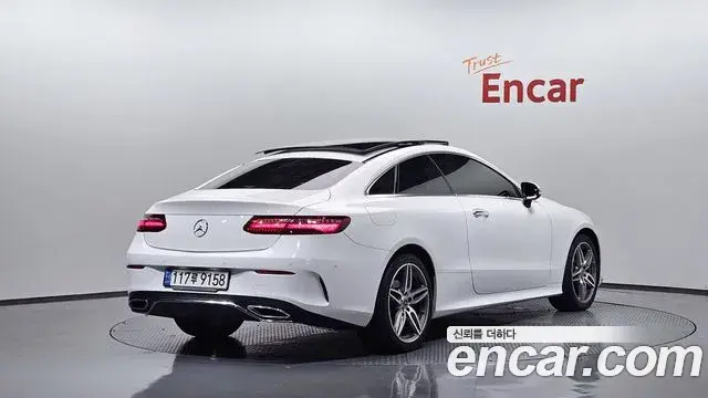 Mercedes-Benz E-Class 2019 — Фото 2/20