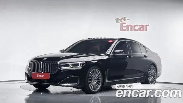 BMW 7 Series 2022 — Фото 1/20