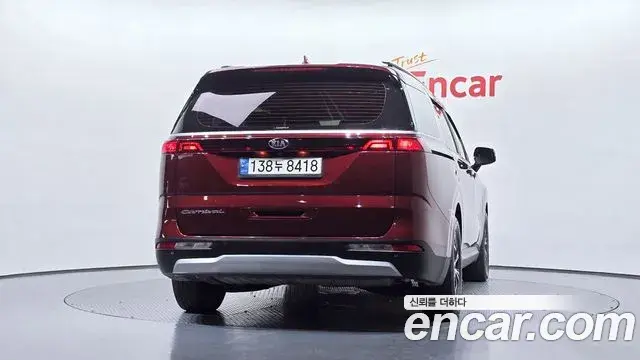 Kia Carnival 2020 — Фото 4/20