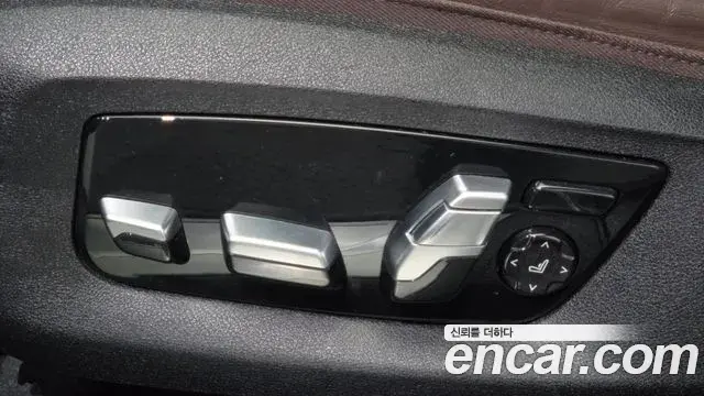 BMW 7 Series 2020 — Фото 16/20