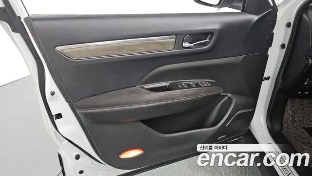 Renault Samsung QM6 2023 — Photo 31/32