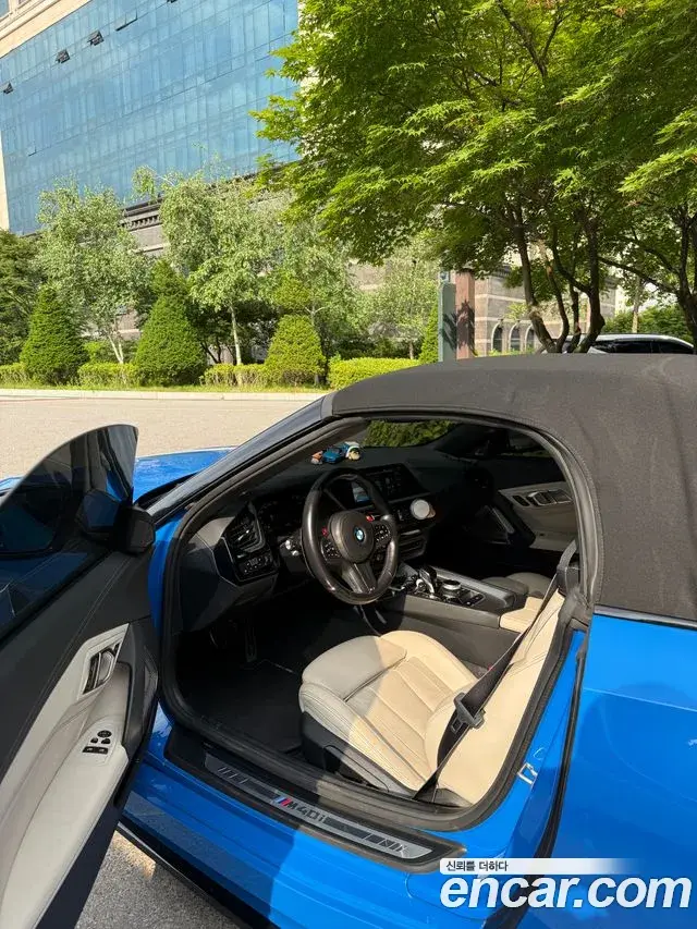 BMW Z4 2021 — Фото 6/17