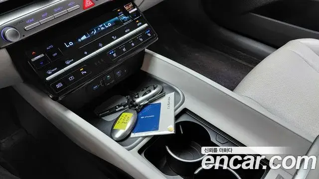 Hyundai Grandeur 2023 — Фото 9/20