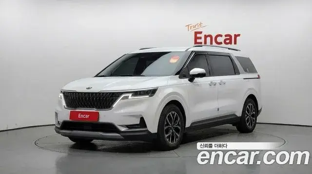 Kia Carnival 2021 — Photo 1/20