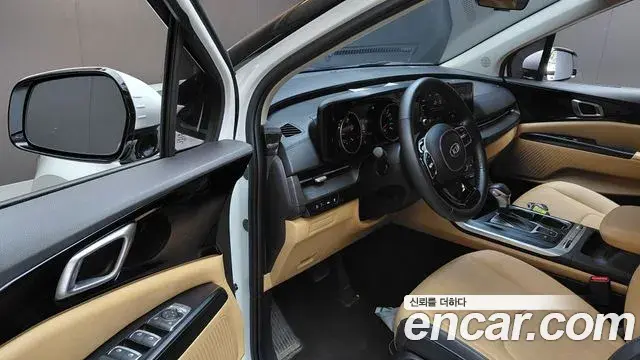 Kia Carnival 2021 — Photo 10/20
