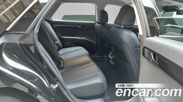 Hyundai Grandeur 2024 — Фото 11/20