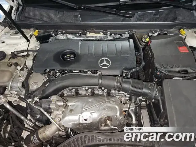 Mercedes-Benz CLA-Class 2022 — Фото 5/17
