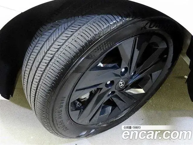 Hyundai Avante 2023 — Фото 4/17