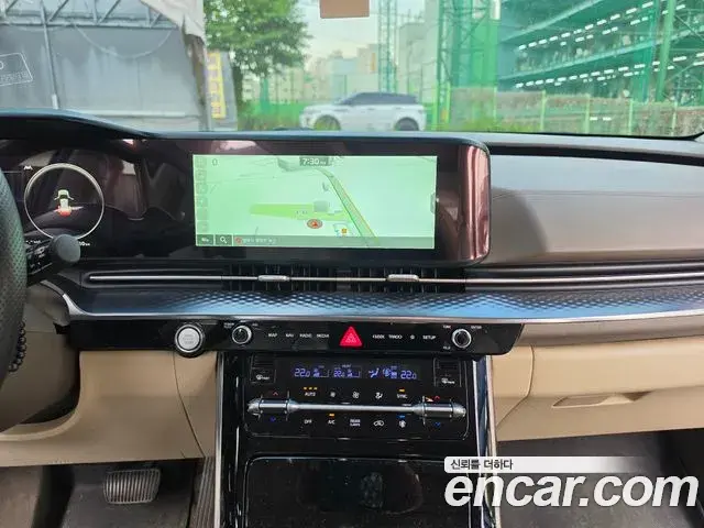 Kia Carnival 2021 — Фото 10/20