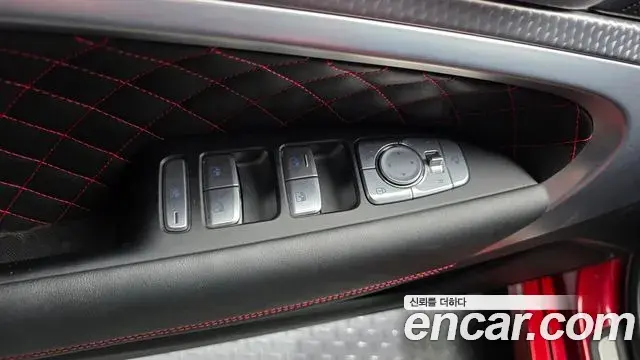 Genesis G70 2022 — ფოტო 27/33