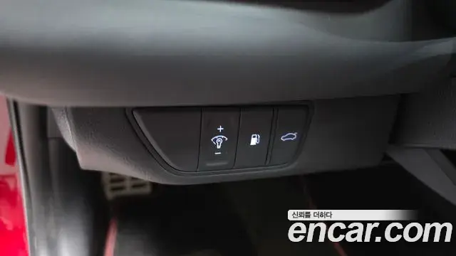 Genesis G70 2022 — ფოტო 25/33