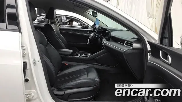 Kia K5 2022 — Photo 11/20