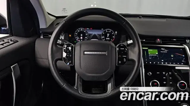 Land Rover Discovery Sport 2020 — Photo 21/35