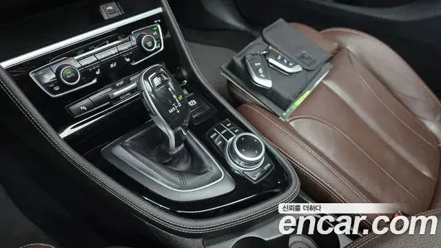 BMW 2 Series Active Tourer 2021 — Фото 9/20