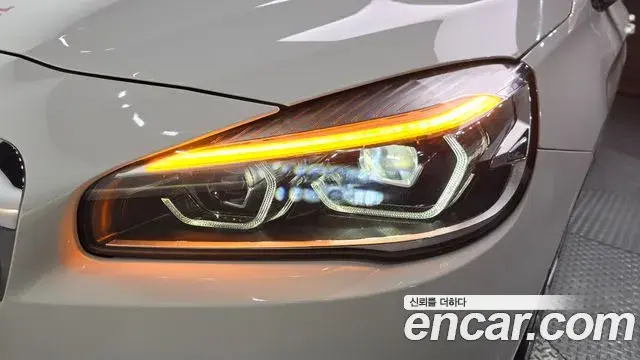 BMW 2 Series Active Tourer 2021 — Şəkil 6/33