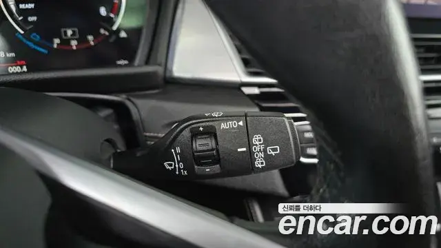 BMW 2 Series Active Tourer 2021 — Şəkil 32/33