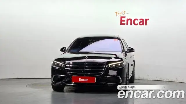 Mercedes-Benz S-Class 2021 — Photo 1/20