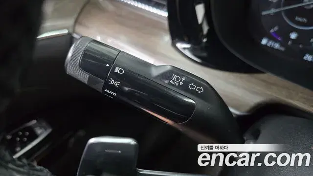 Kia K5 2019 — Şəkil 9/31