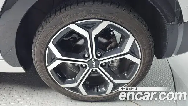 Kia Niro 2022 — Photo 32/34