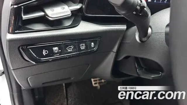 Kia Niro 2022 — Photo 26/34