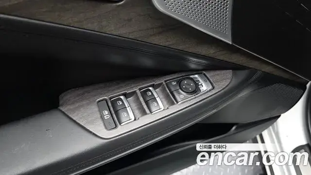 Kia K8 2023 — ფოტო 4/31