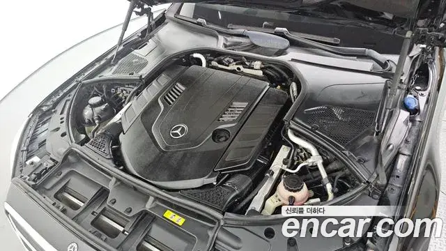 Mercedes-Benz S-Class 2021 — Фото 6/20