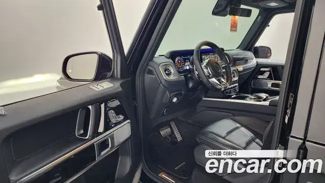 Mercedes-Benz G-Class 2021 — Photo 26/31