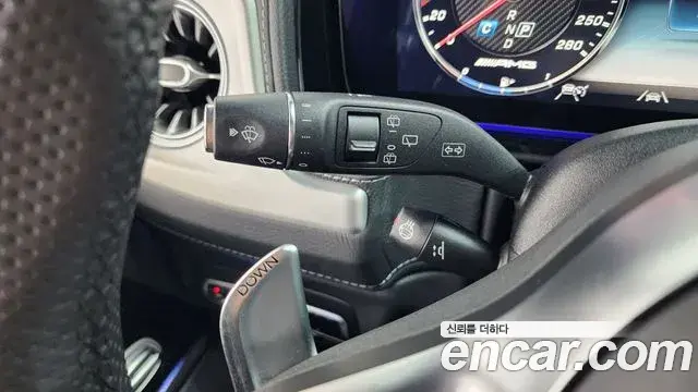 Mercedes-Benz G-Class 2021 — Photo 14/31
