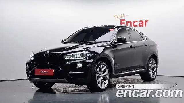 BMW X6 2018 — Фото 10/20