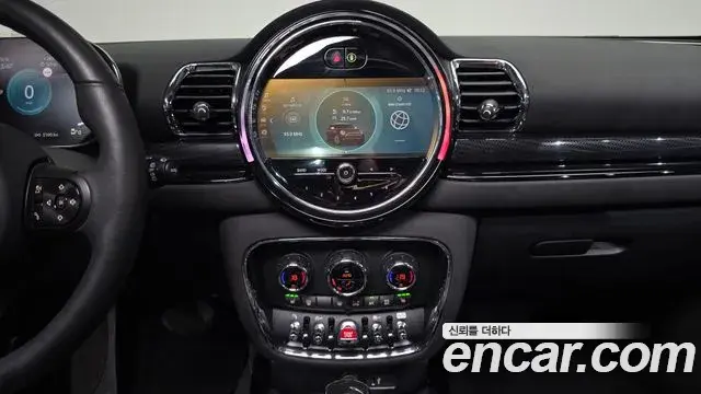 Mini Cooper Clubman 2023 — Photo 14/20