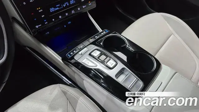 Hyundai The New Tucson 2023 — Фото 9/20