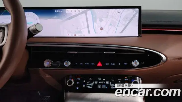 Genesis GV70 2025 — Photo 20/34