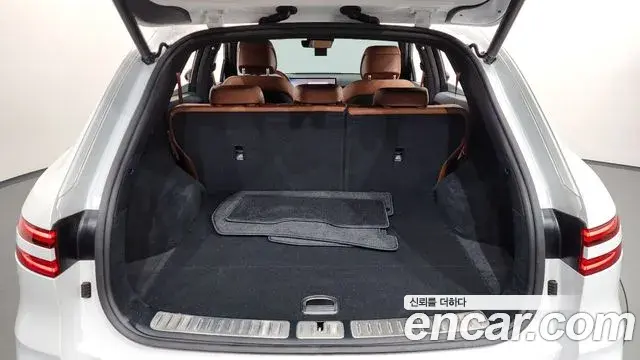 Genesis GV70 2025 — Photo 7/34