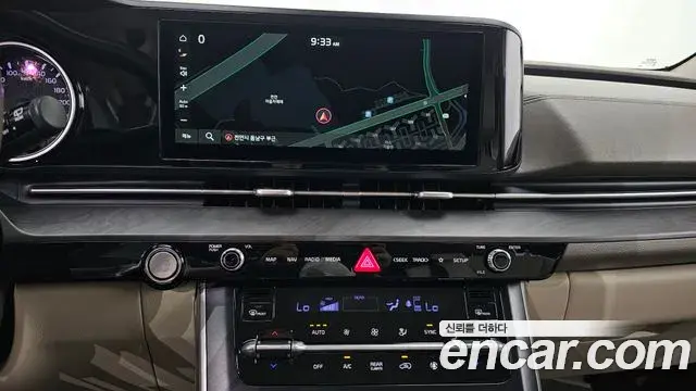 Kia Carnival 2021 — Photo 15/20
