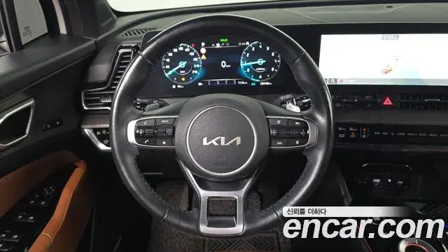 Kia Sportage 2022 — Фото 13/20