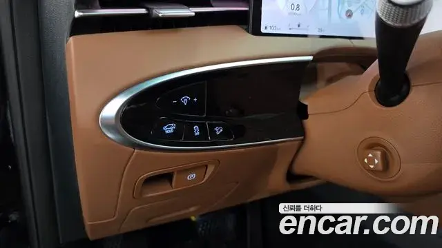Genesis GV70 2024 — Şəkil 32/34