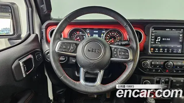 Jeep Wrangler 2019 — Фото 14/20