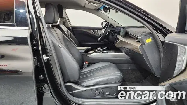 Kia K8 2021 — ფოტო 22/34