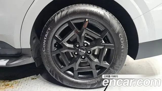 Kia Carnival 2025 — ფოტო 10/35