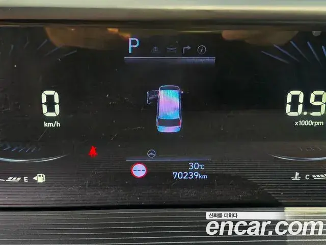 Hyundai Staria 2023 — Photo 15/20