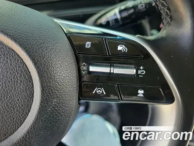 Hyundai Staria 2023 — Photo 8/20