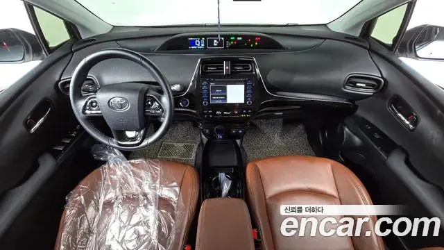 Toyota Prius 2021 — Şəkil 1/30