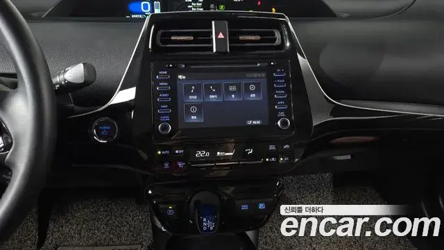 Toyota Prius 2021 — Şəkil 6/30
