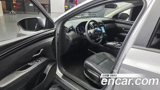 Hyundai The New Tucson 2022 — Фото 8/20