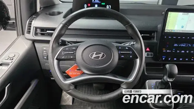 Hyundai Staria 2024 — Фото 12/20