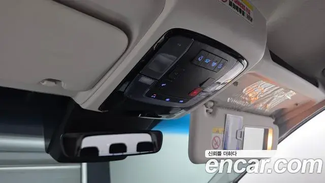 Hyundai Staria 2024 — Фото 18/20