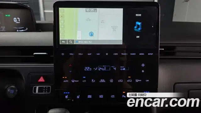 Hyundai Staria 2024 — Фото 19/20
