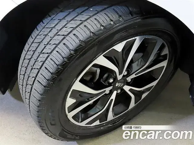 Kia Carnival 2020 — Фото 19/20