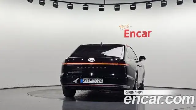 Hyundai Grandeur 2023 — Фото 4/20