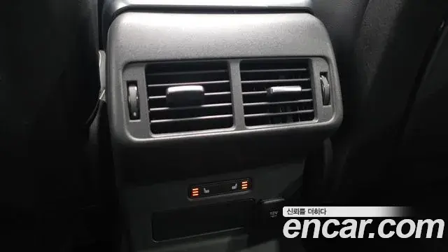 Land Rover Range Rover Velar 2019 — Photo 38/38